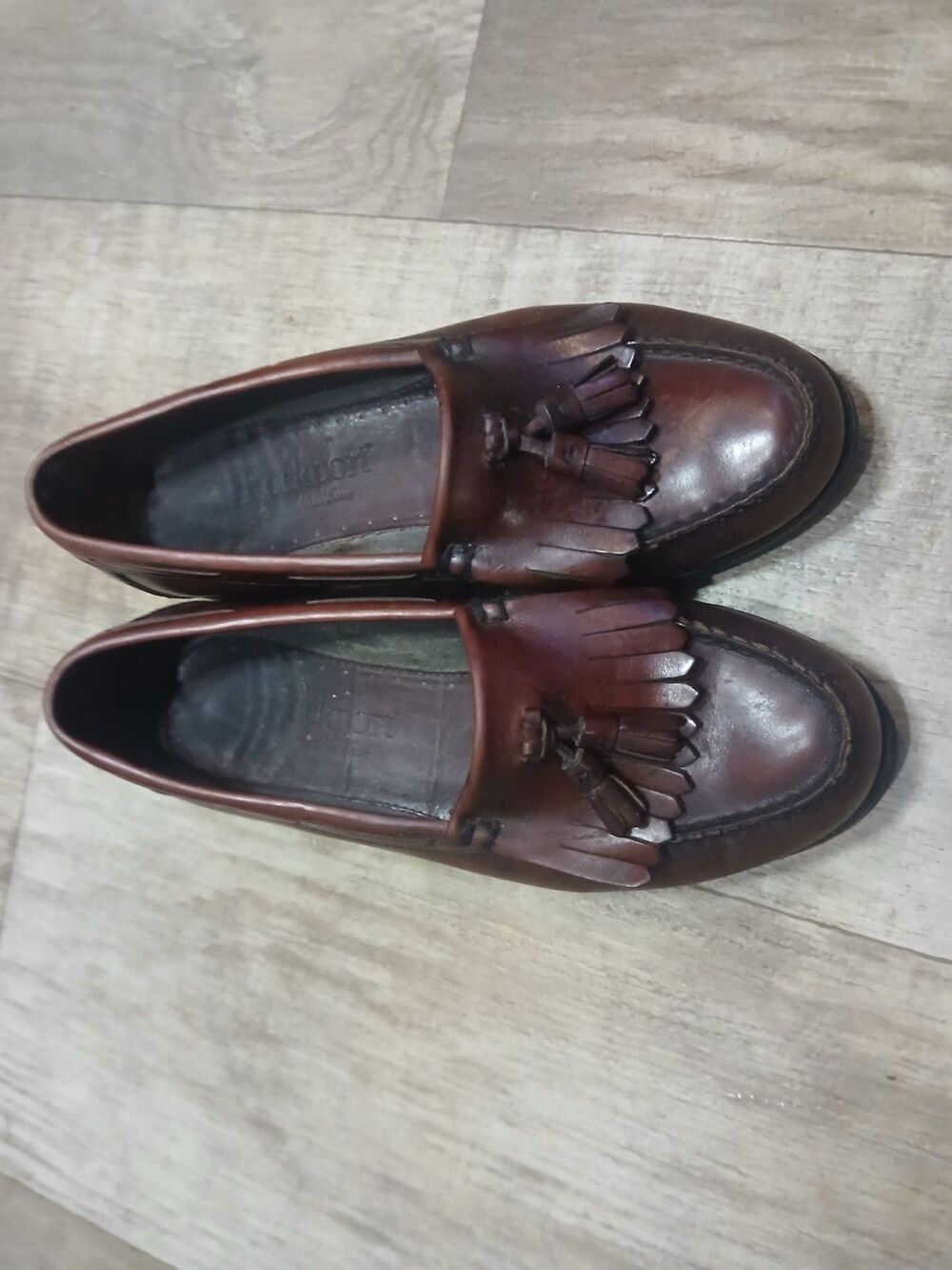 Rockport burgundy leather tassel loafers mens size 9m Grandpacore Costume